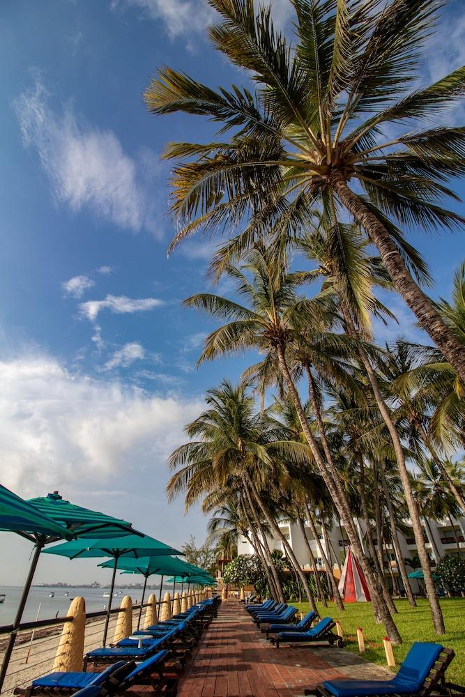 Bamburi Beach Hotel Extérieur photo